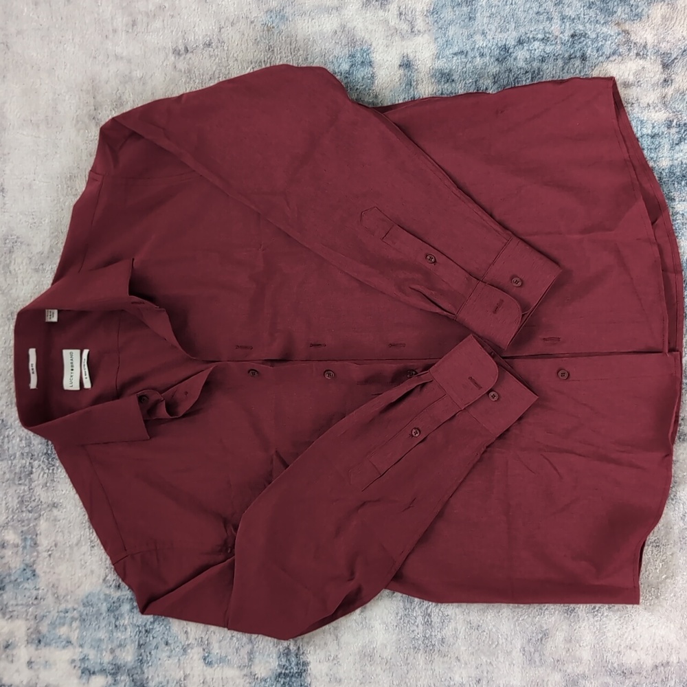 Like new Men's dress shirt